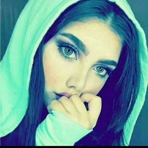 Meet your Posher, Malak